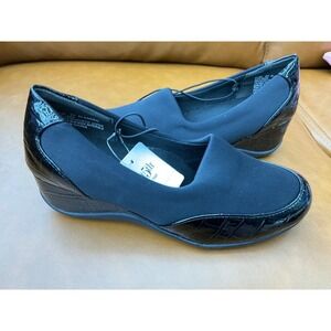 East 5th EF Elander Wedge Pump Womens 5.5 Black New Croc Embossed Memory Foam